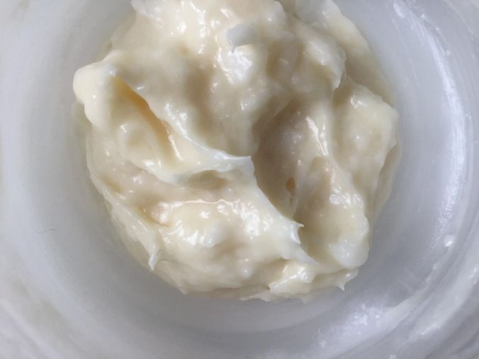 Une crème maison qui hydrate, nourrit et répare.